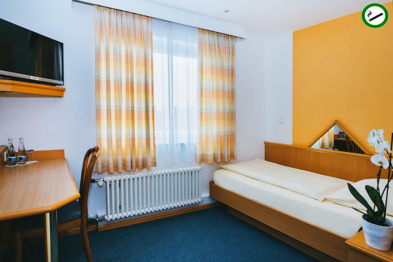 Hotel Central Weil am Rhein Bagian luar foto