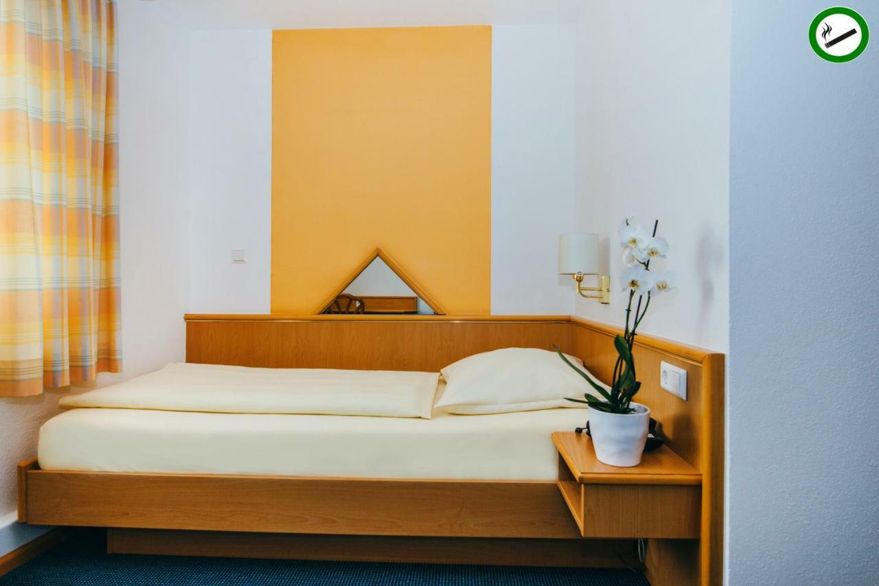 Hotel Central Weil am Rhein Bagian luar foto